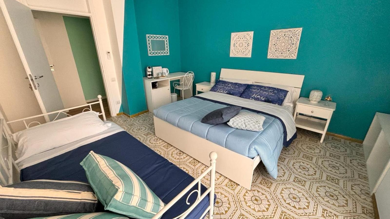 Reginella Guest House Salernes Extérieur photo